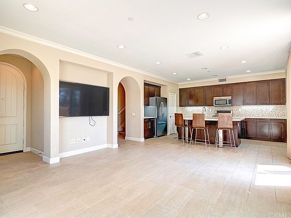 2nd image of 5557 Palm Dr
