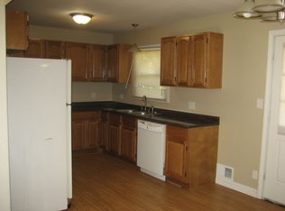 3812 E 98th Ter, Kansas City, MO 64137