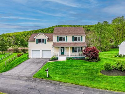 37 W Deer Trail, Pawling, NY, 12564