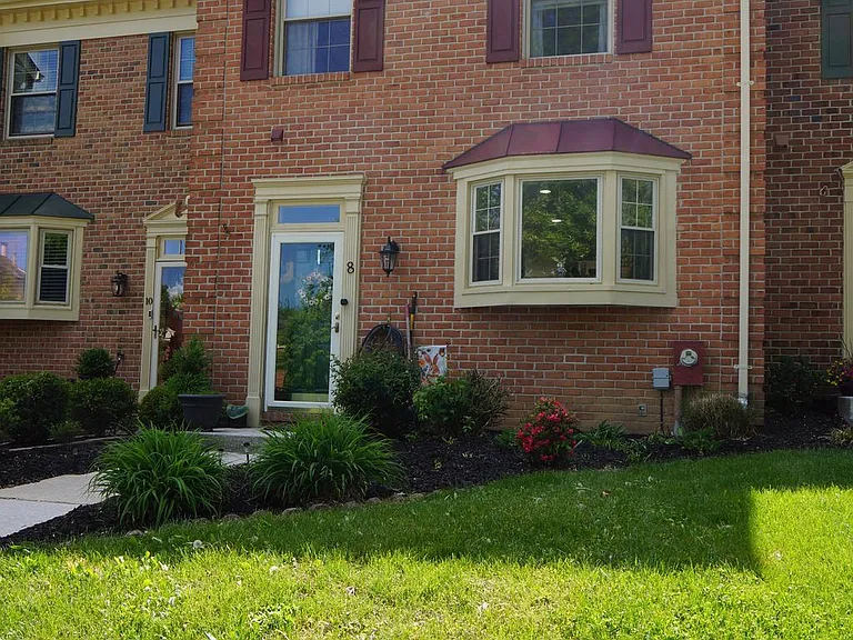 8 Cross Falls Cir — Photo 2