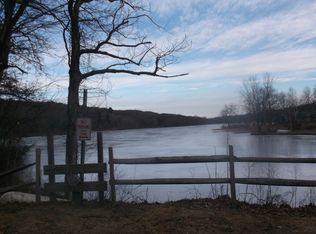 8 Fifth Ave, Rhinebeck, NY 12572