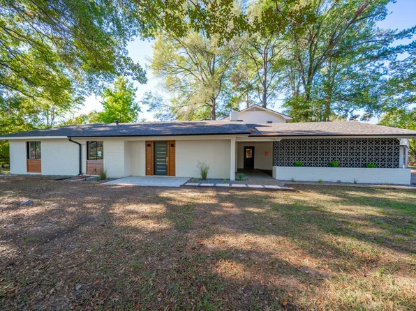 109 Bell St, Hallsville, TX 75650