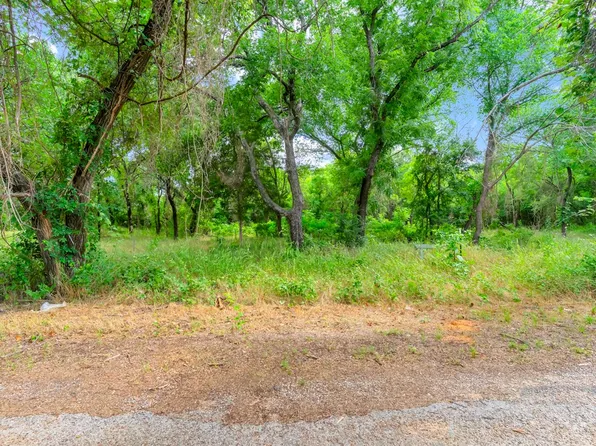 2305 County Road 425c, Cleburne, TX 76031