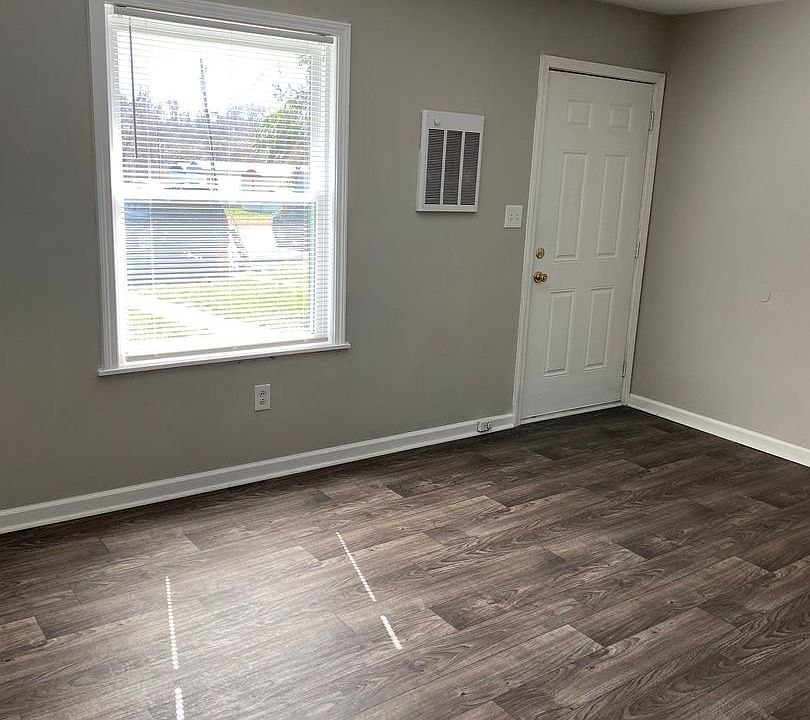1st image of 94 Cedarcrest Dr #4