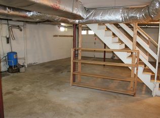 11784 White Oak Rd, New Freedom, PA 17349