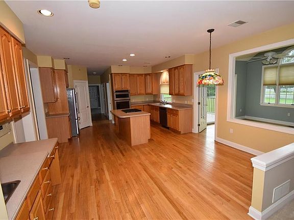 5th image of 3350 Old Carriage Dr