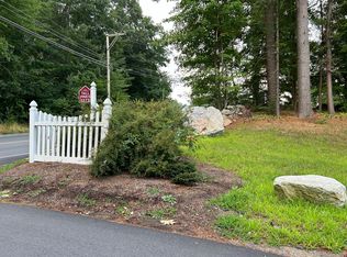 1375 Bodwell Rd, Manchester, NH 03109