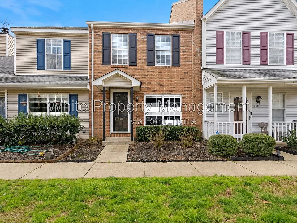 8289 Golf Ridge Dr