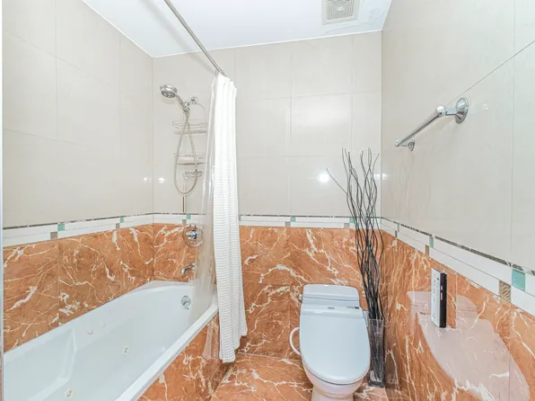 3116 Emmons Avenue image 12 of 26