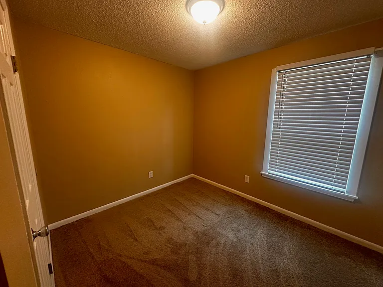 361 Ogden Ave — Photo 10