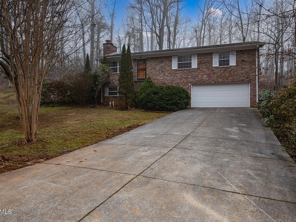 1st image of 608 Post Oak Dr