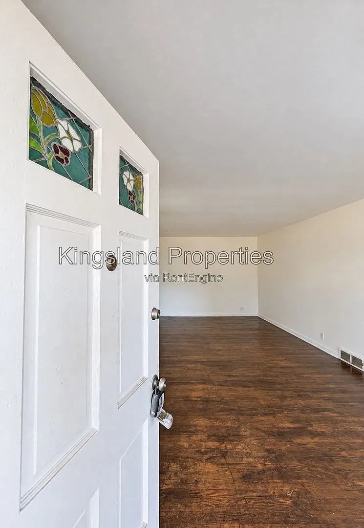 2 bed, 1.0 bath, 800 sqft, $1,195 — Photo 3