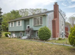 7 Chatham Rd, Plymouth, MA 02360