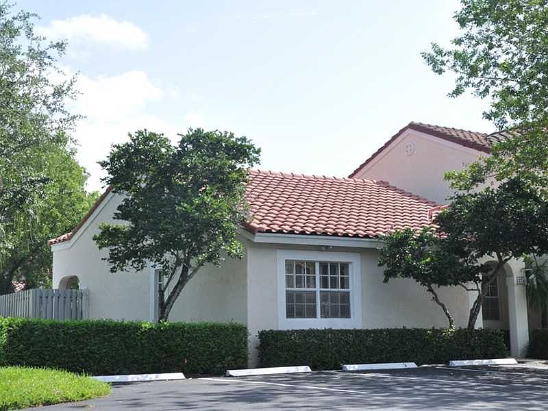 1st image of 1374 Cottonwood Cir #1