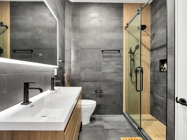 477 Broome Street image 9 of 9