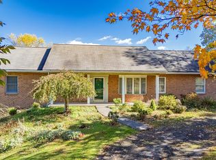 746 Canyon Rd, Morgantown, WV 26508