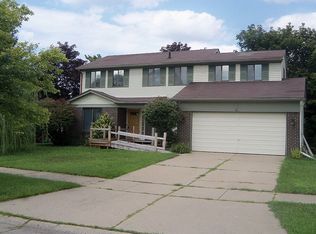 43974 Fredericksburg St, Canton, MI 48188