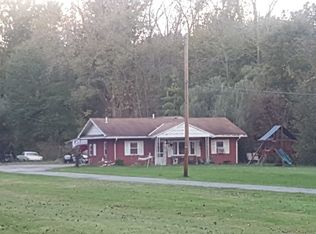 1120 Lake Breeze Rd, Sheffield Village, OH 44054