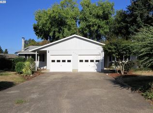 913 W Charles St, Newberg, OR 97132
