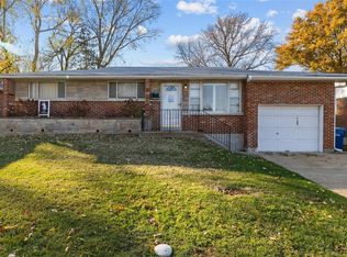 1185 Spring Valley Dr, Florissant, MO 63033