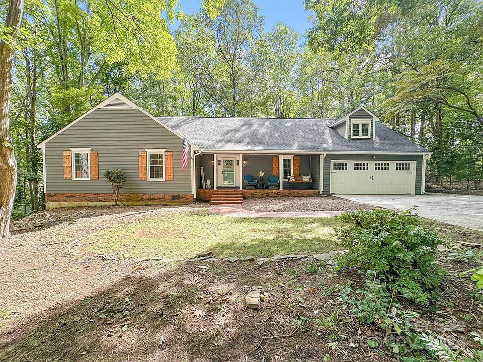1st image of 3106 Love Ct