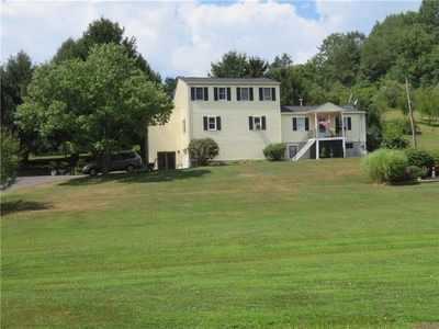 395 Strope Rd, Burgettstown, PA, 15021