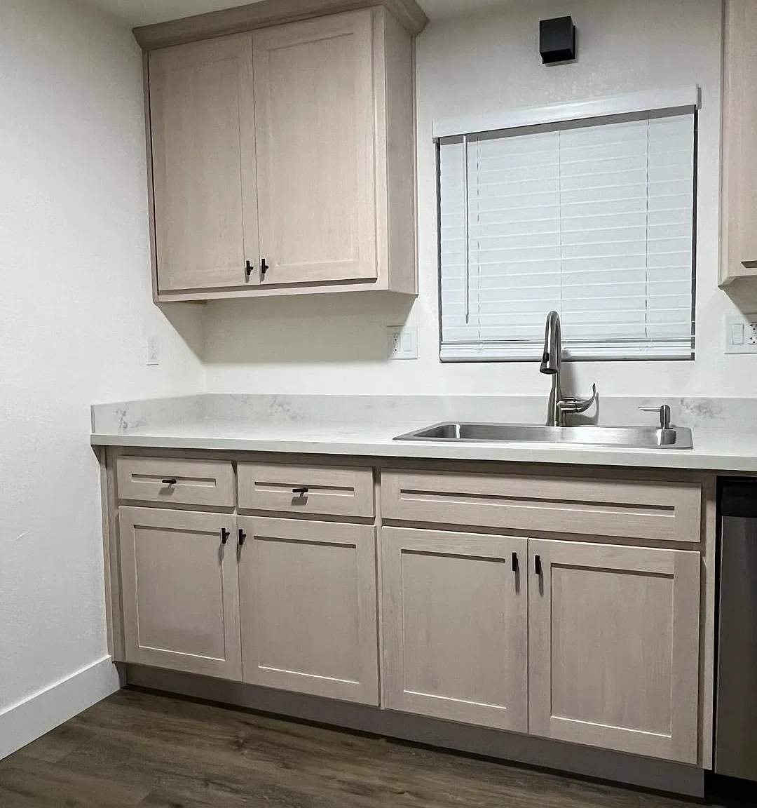 1 bed, 750 sqft, $1,949 — Photo 3