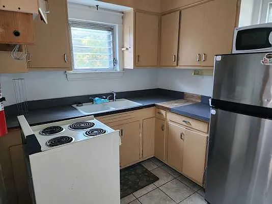 720 S Park St #3 — Photo 3