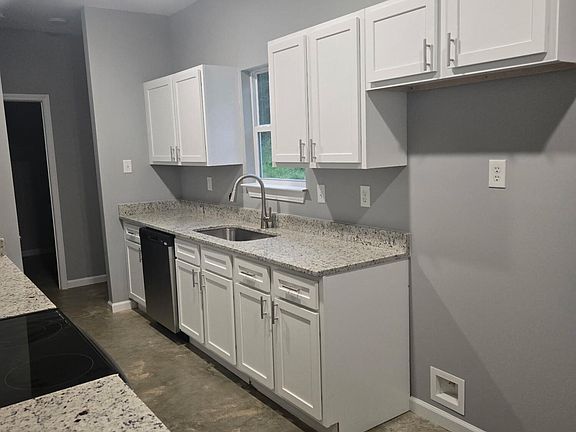 3rd image of 111 Ridge Rd