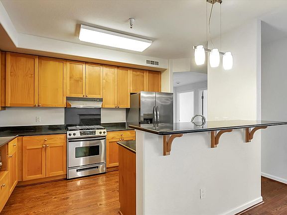 2nd image of 19503 Stevens Creek Blvd Suite 212