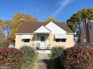 137 E Adams Ave, Magnolia, NJ 08049