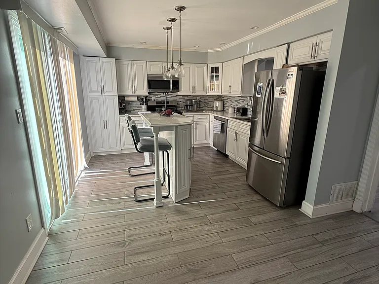 625 Edison Dr — Photo 8