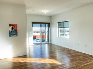 801 Pacific St APT 202, Omaha, NE 68108