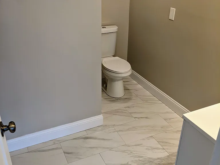 1915 Capitol Ave NE #3 — Photo 8