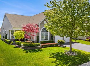 60 Cobblestone Blvd, Monroe Township, NJ 08831