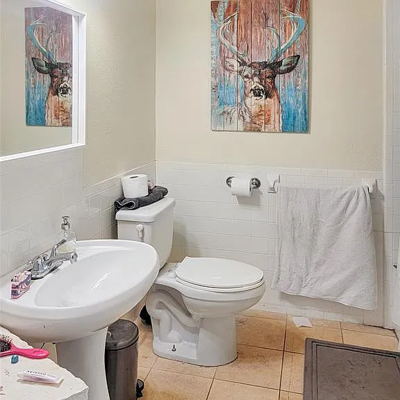 2413 Bahama Rd — Photo 9