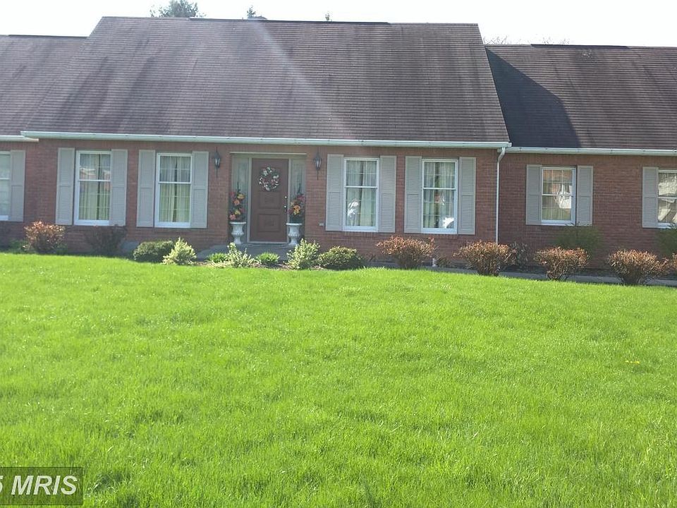 Exterior (Front)