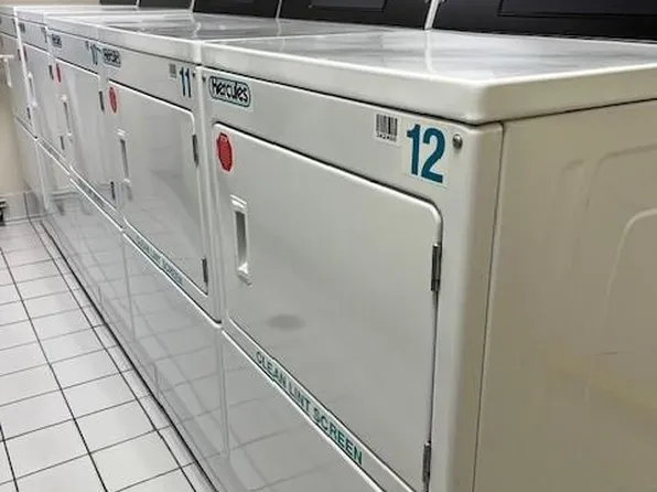 502 Park Avenue image 9 of 12