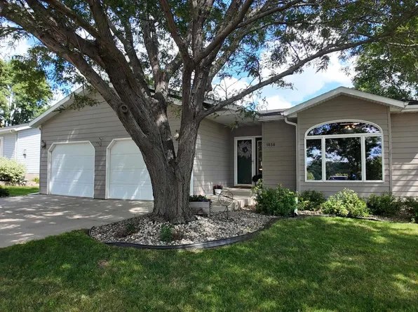 1030 N Washington Ave, Madison, SD 57042