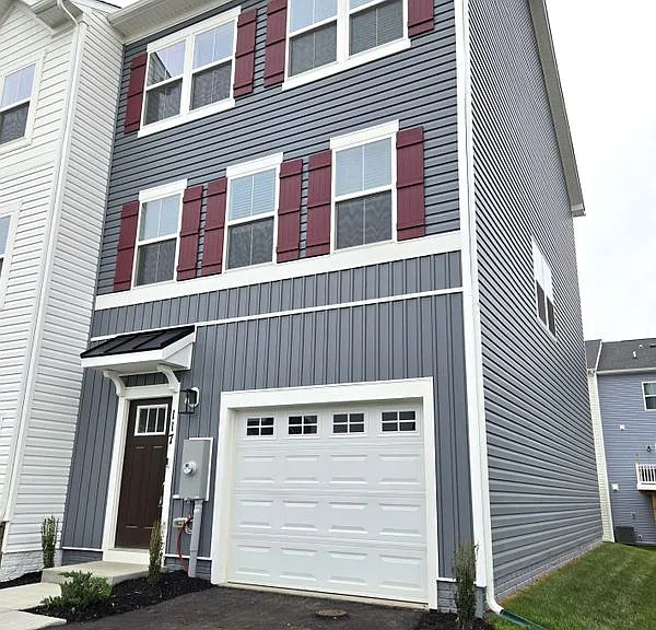 117 Lakota St — Photo 2