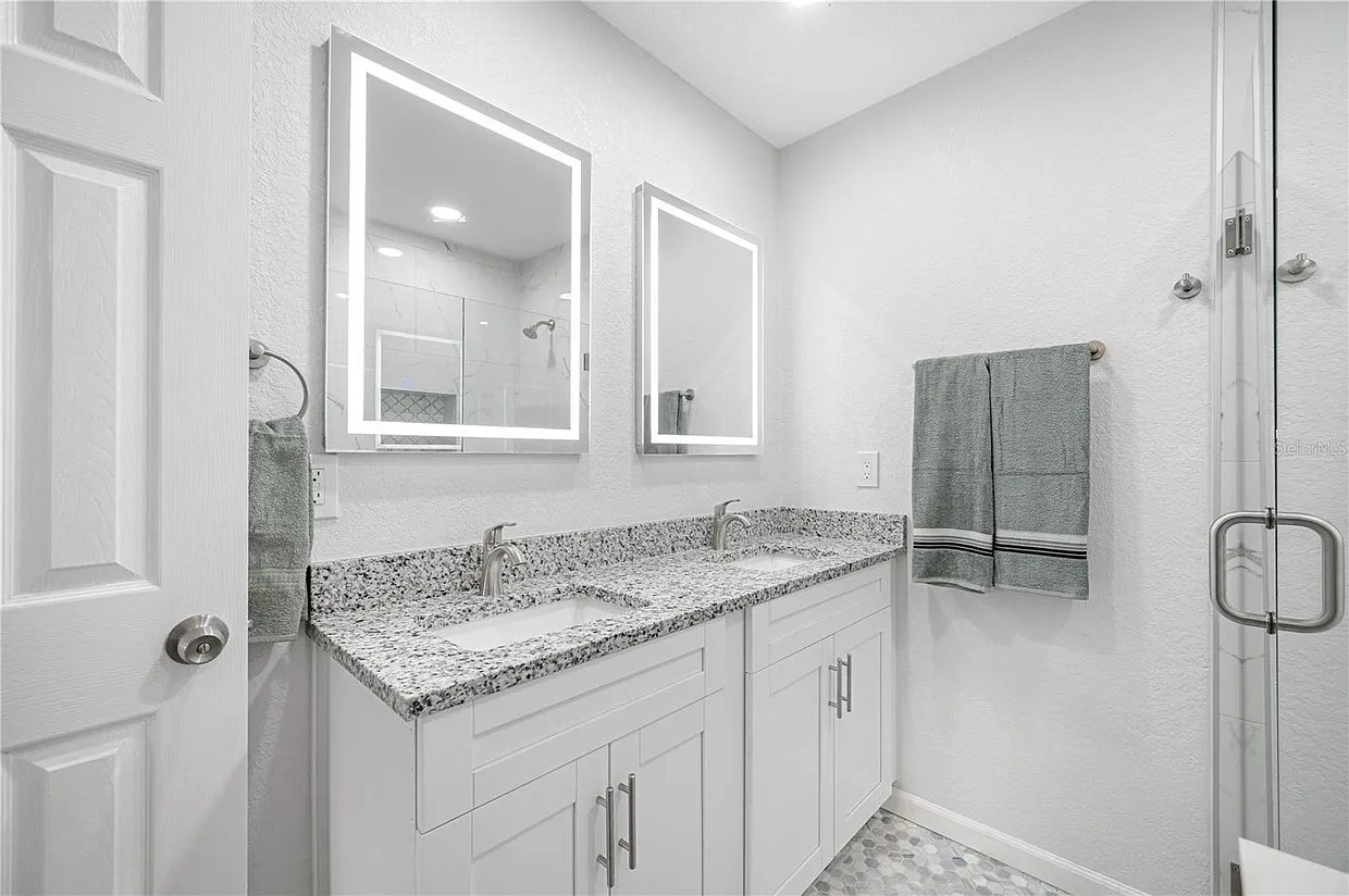 3 bed, 1432 sqft, $3,500 — Photo 2