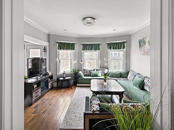 3rd image of 5 Greenville St #2