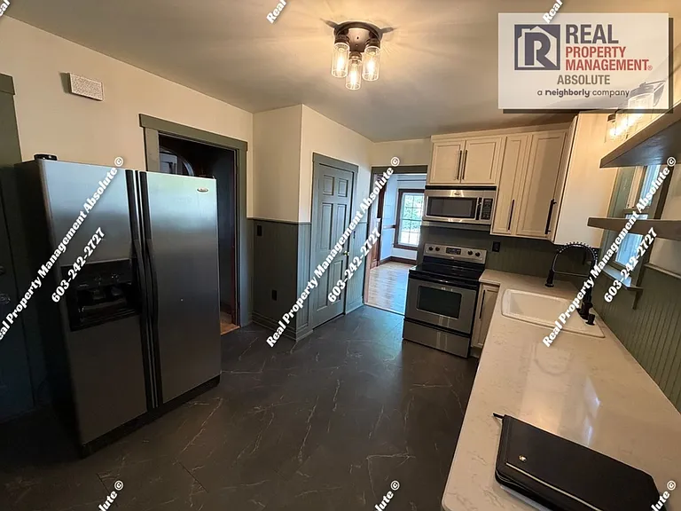 357 Bridge St — Photo 15