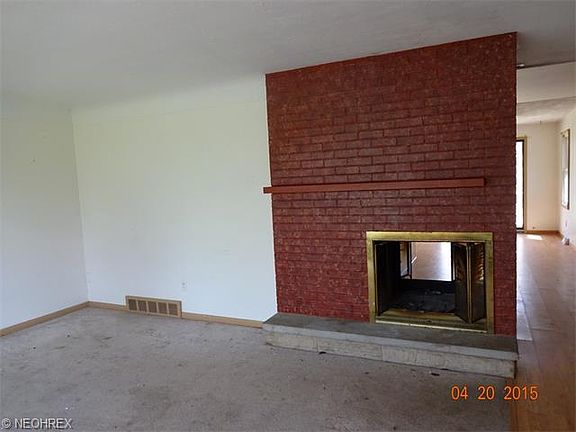 4th image of 71 Coventry Dr