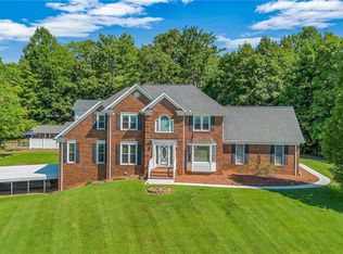 2027 Boiling Springs Rd, Purlear, NC 28665