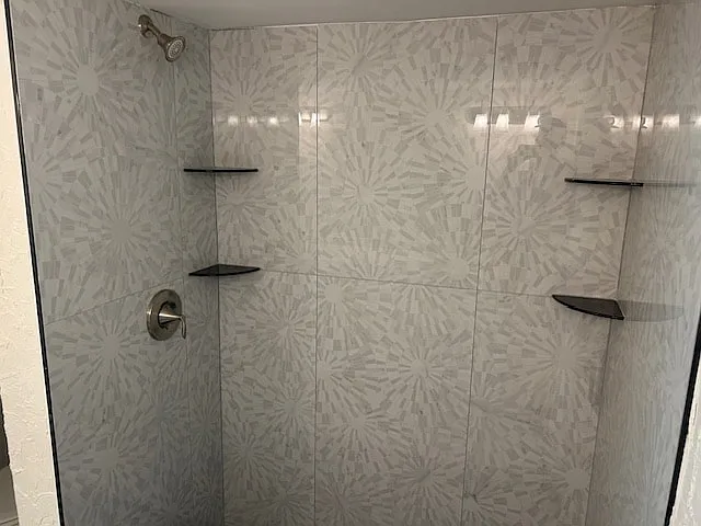 7400 Sunshine Skyway Ln S — Photo 10