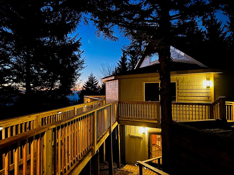 1st image of 1 Hutch Sundown Dr