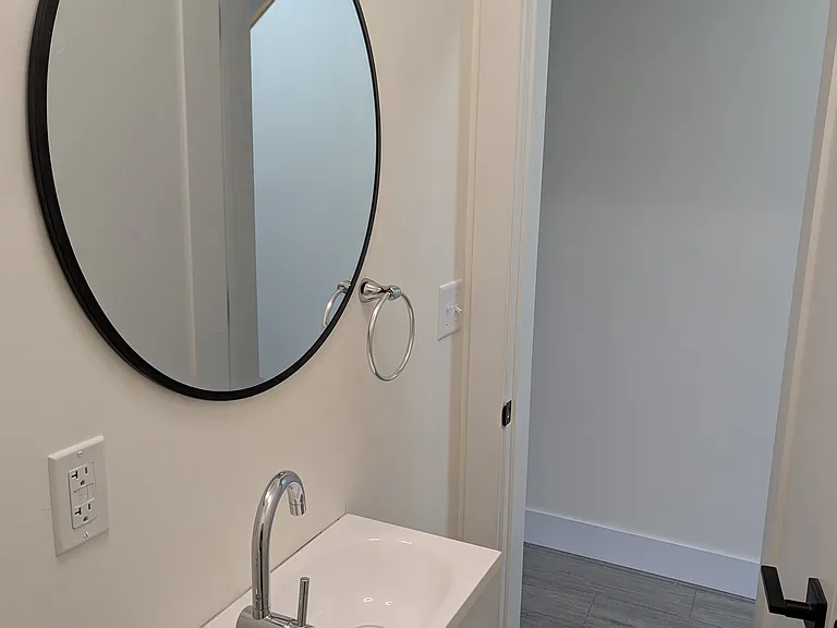 6 S Cedar St — Photo 9