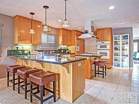 5th image of 4731 Pescadero Ave