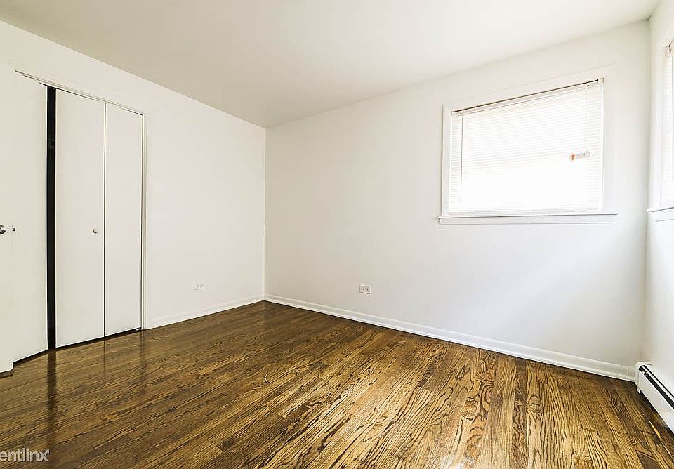 14021 S Tracy Ave Apartments Chicago Bedroom_04